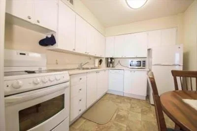 1 Bedroom Split (2 Storey) Apartment for Rent in Belleville!