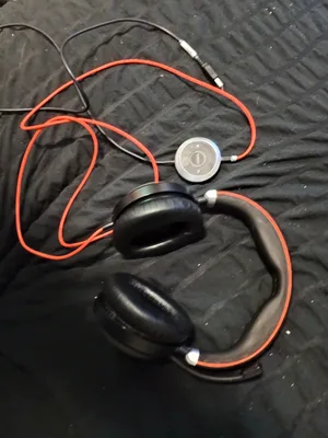 Jabra headset with case and cord