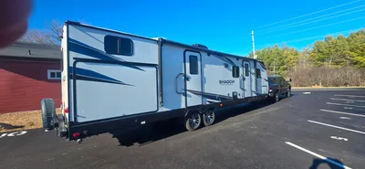 Shadow Cruiser Travel Trailer --NOT A PARK MODEL--
