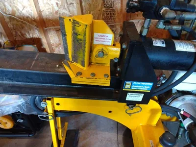 31 TON LOG SPLITTER