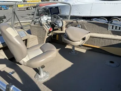 2008 Sylvan 1700 Explorer