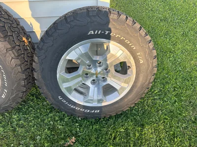 BF Goodrich KO2 265/65r18 on Chev aluminum rims