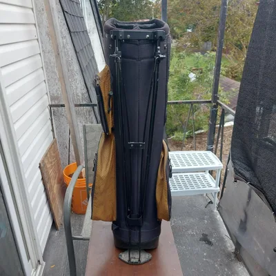 AdamsGolf Stand Golf Bag With Rain Hood - Black & Gold - $25.00