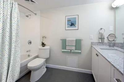 Stunning 3 Bedroom Apartment for Rent in Belleville!