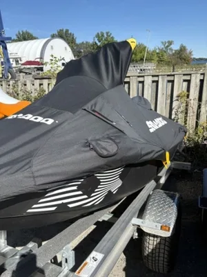 2026 Sea-Doo SparkTrixx For 3 Rotax 900 ACE - 90 Ibr