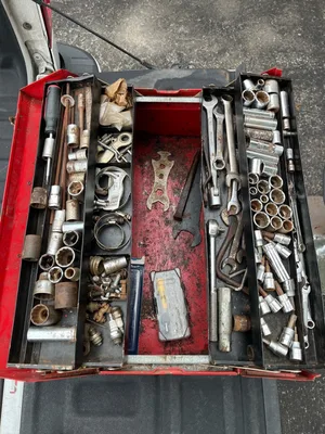Toolboxes with tools for sale.. need gone!!