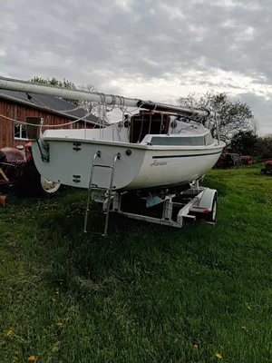 21 ft freedom sailboat
