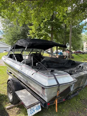 Astroglass 17’8 Fish N Ski Boat Project