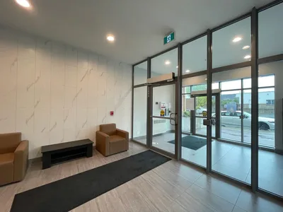 Furnished 1 bed unit in condo close to Queens- 414-652 Princess