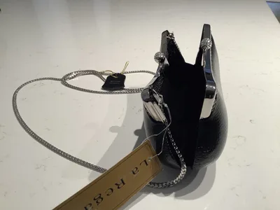 La Regale Leather Clutch/Crossbody Bag w Magnetic Kiss Lock