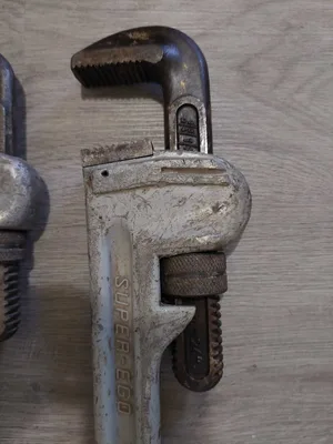 aluminum pipe wrench lot