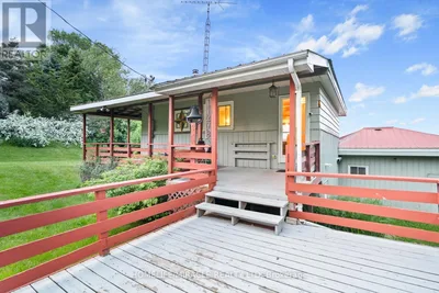 11278 LOYALIST PARKWAY Prince Edward County (Picton Ward), Ontar