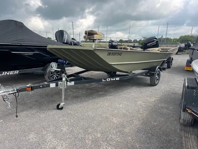 2024 Lowe Roughneck 1660