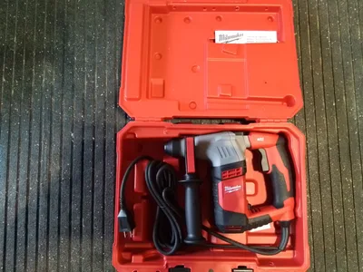 MILWAUKEE SDS PLUS ROTARY HAMMER KIT