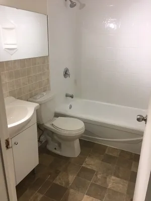 ALL-INCLUSIVE ROOM FOR RENT – NEAR QUEEN’S WEST CAMPUS