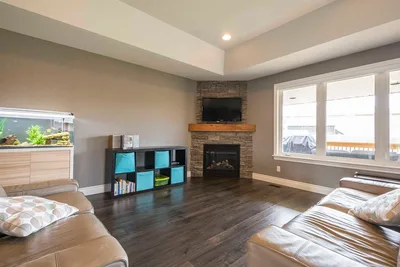Room for rent in shared house