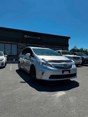 2013 Toyota Prius V 2013 TOYOTA PRIUS v HYBRID – 143,974 KM – SA