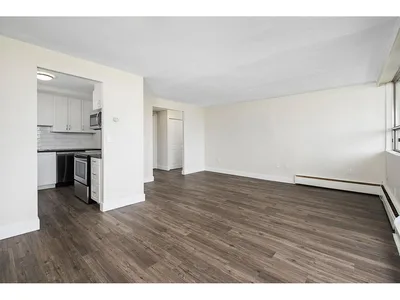 3 Bedroom Apartment for Rent - 111-131 Notch Hill Road