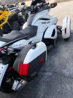 2012 Can-Am Spyder ST-S SE5