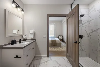2-bedroom Apt in Kingston- Sign and get two months free!