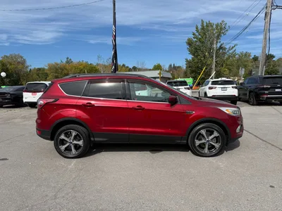 2017 Ford Escape SE - Power Liftgate - Low kms!