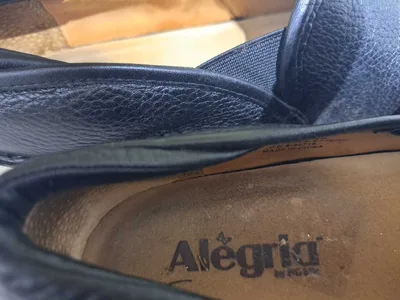 Algeria shoes