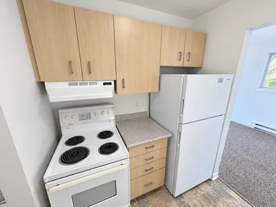 333 Sidney - Middle Floor, 2 Bedroom Corner-Unit!
