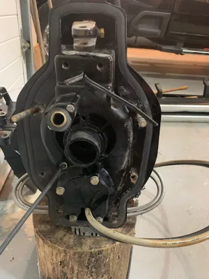 MerCruiser Alpha 1 Gen 1 transom assembly