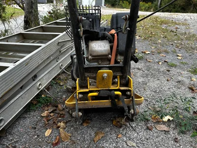 196cc Plate Compactor