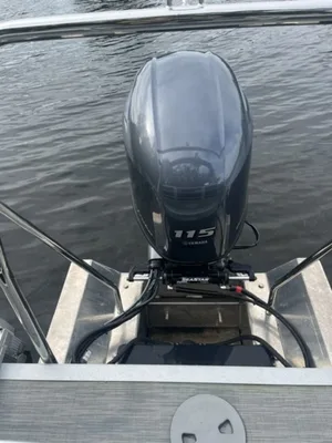 2023 Bennington 20 SXSR