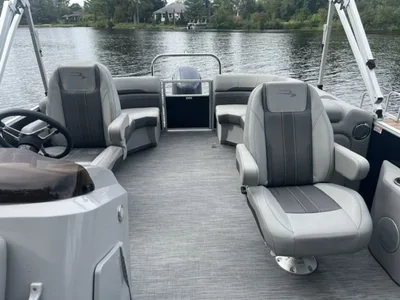 2023 Bennington 20 SXSR