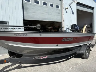 2022 Alumacraft Competitor 185 Tiller