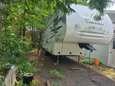 30' 5th wheel camper