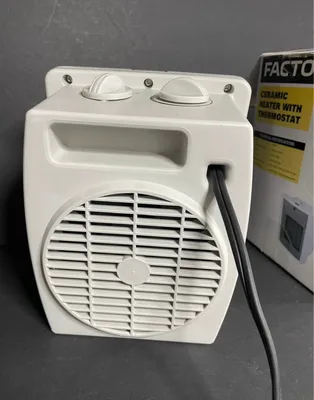 Facto Ceramic Heater with Thermostat