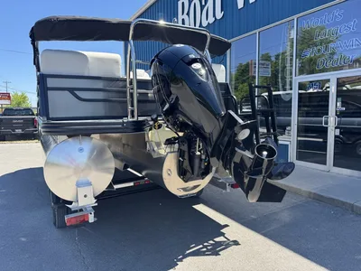2026 Lowe Boats SS210 Walk Thru TRI-TOON MERCURY 115HP