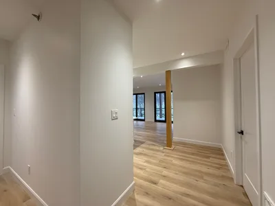 INCLSUIVE: Gorgeous 2 bed, 2 bath apartment - B-632 Division