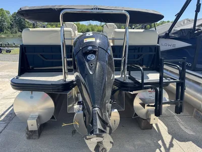 2026 Lowe Boats SS210 Walk Thru TRI-TOON MERCURY 150HP