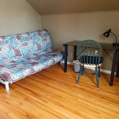 Comfortable large room for rent to single person  Nov 1st