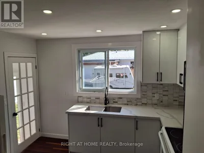 61 WILKINS STREET Quinte West (Trenton Ward), Ontario