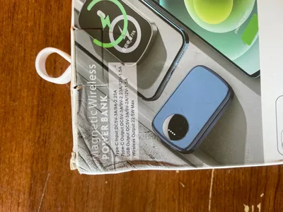 Magnetic Wireless Power Bank 10000mAh — NEW