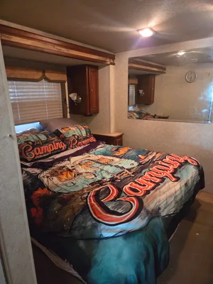 2002 Southwind Fleetwood Motorhome