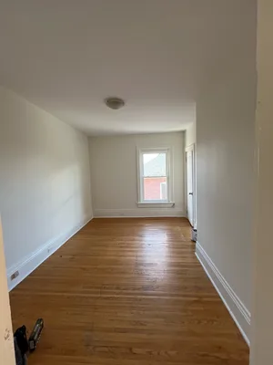 Bright & Spacious 2-Bedroom Upper-Level Apartment for Rent