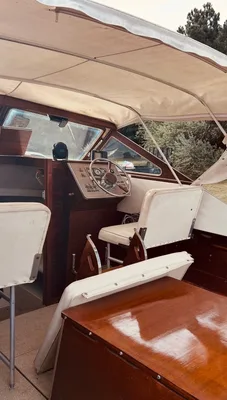 1972 Lyman 21’ Classic Wooden Boat – Traile