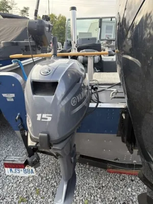 2017 Lund Impact 1875 Sport