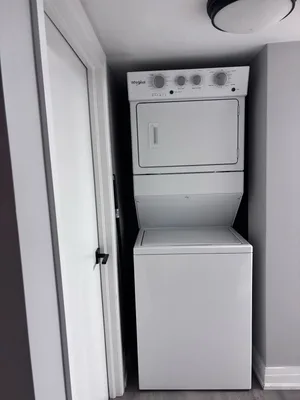 ALL INCLUSIVE - $899 - LEASE TAKEOVER- COLLINS BAY, KINGSTON