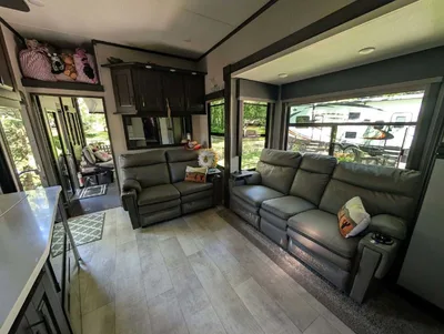 2020 Grand Design 40ft Momentum 353G Toy Hauler