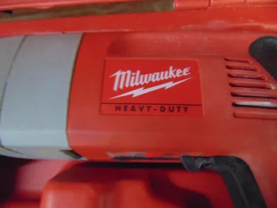 MILWAUKEE 1/2 INCH HAMMER DRILL EXCELLENT WITH CASE