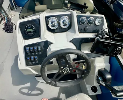 2020 SunChaser Geneva 20’ Pontoon