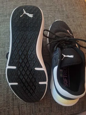Size 8.5 Women's Puma Shoes