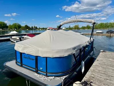 2020 SunChaser Geneva 20’ Pontoon